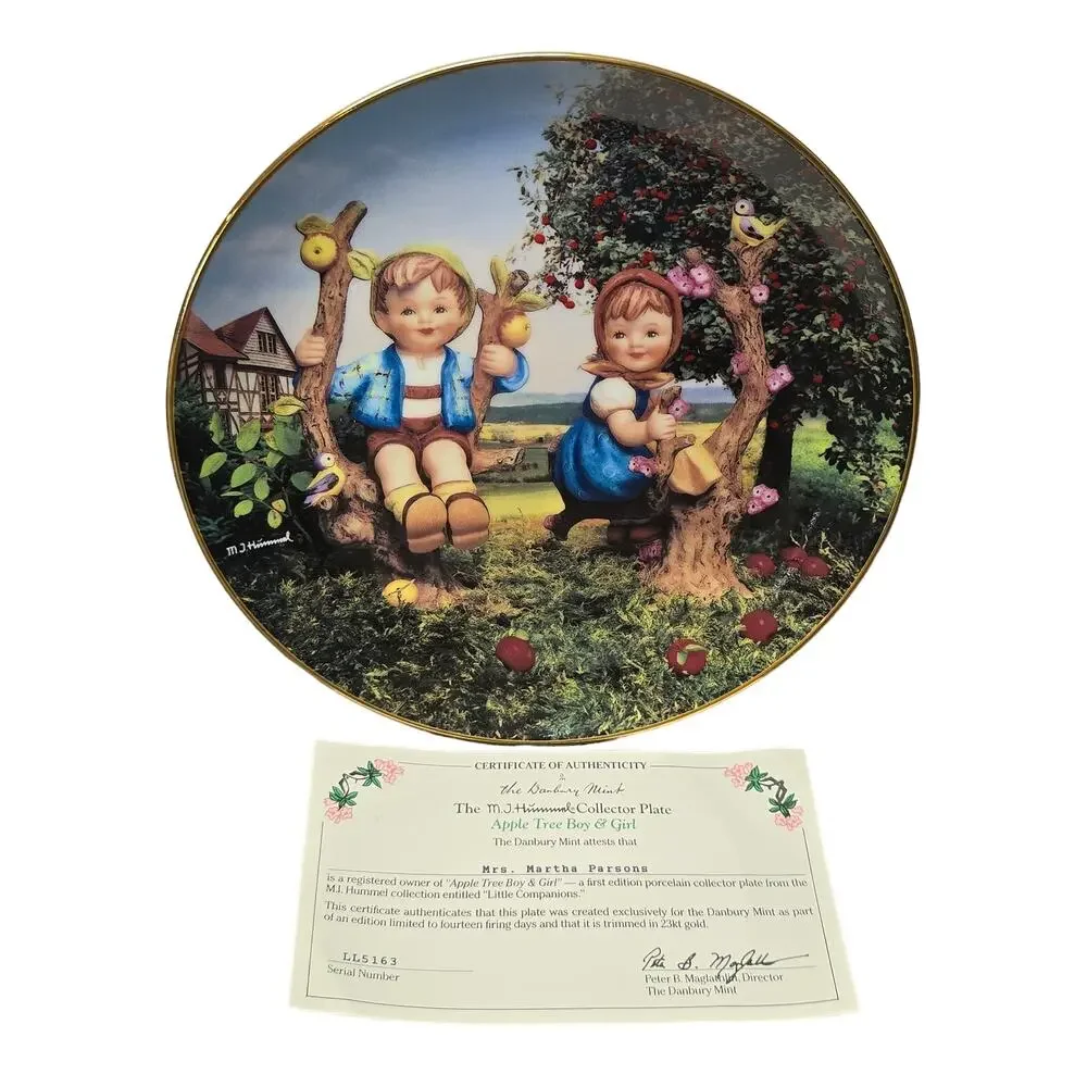 Vintage M.J. Hummel APPLE TREE BOY & GIRL Little Companions Danbury Mint Plate